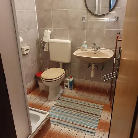 Apartmaji Julijana Podlipnik *